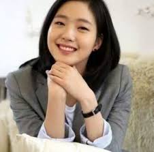 Ahn bo hyun, lee yoo bi, and park ji hyun are confirmed to join kim go eun in her new drama yumi's cells (literal title). Goblin Korean Drama Gong Yoo And Kim Go Eun Posts Facebook