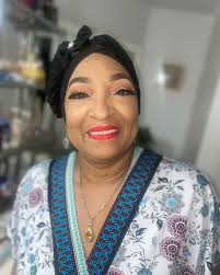 MAKEUPSNOBB's Beauty Bar (@makeupsnobbs) · Instagram photos and videos