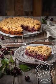 Dieser streusel kuchen mit pudding wird besonders locker und schmeckt sehr saftig. Kirschen Streuselkuchen Rezept Von Streusel