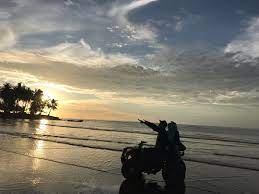 Maybe you would like to learn more about one of these? 12 Gambar Pantai Air Manis Tiket Masuk Lokasi Spot Foto Travelingan Net