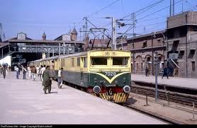 Railpictures Net Photo 7028 Pakistan Railways Bcu30e At Lahore Pakistan By Phil Cotterill