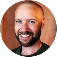 Jay Nolan's Instagram, Twitter & Facebook