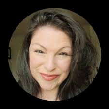 It was a great pleasure to participate as a panelist in the "Research  Today, Transform Tomorrow" session today. Many thanks to Helena Astbury  CMgr FCMI and Charlotte W. for the kind invitation! |