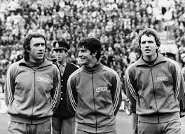 At the 1978 fifa world cup argentina ™ and even more so at spain 1982, the italian allied economy of. Interleaning Paolo Rossi Football Photography Roberto
