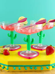 Once that was decided, a summer fiesta graduation party took off and let me tell you, it was so fun! Host A Fiesta Graduation Party Fun365