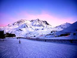 Photo I Took A Few Years Ago Of Sunset In Val Thorens France Touched Up With Some Levels Adjustment To Reduce The Places To Go Beautiful Mountains La France