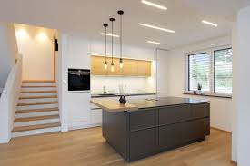 Facebook gives people the power to. Moderne Kuche Mit Holz Moderne Graue Kuche Moderne Kuche Innenarchitektur Kuche
