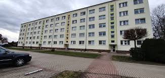 Jetzt zur wohnung mieten in borna bei leipzig: 3 Zimmer Wohnung Zum Verkauf Leibnizstrasse 14 04552 Borna Leipzig Kreis Mapio Net