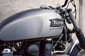 Pin By Tom Donovan On The Steed Triumph Cafe Racer Cafe Racer Triumph Bikes