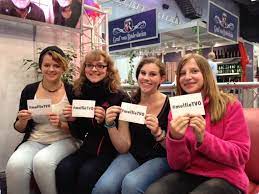 oberfranken ausstellung hof messe selfie melfietvo mit den verruckten weibern d messe ausstellung selfie