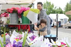 It has also been called pepperwood , spicebush , cinnamon bush , peppernut tree , headache tree , 5 mountain laurel , 6 and balm of heaven. North Bend Farmers Market Returns For Its 14th Season Snoqualmie Valley Record