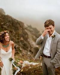 Wedding portraits (including the proposal) with ten poses that you can blow up and hang in your sim's home, five wedding preparation poses with the bride and the groom, two poses for your adorable flower boys and girls, and 13 poses for the actual wedding itself. Popular Wedding Photography Poses You Should Save For The Next Photoshoot Elegant Bridal Wedding Expos