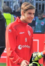 Wie hoch ist wohl das gehalt von christoph kramer? Florian Neuhaus Wikipedia