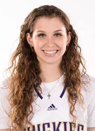 Huskies Battle Hard, But No. 13 Oregon Prevails, 69-52