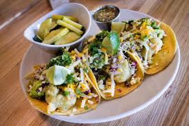 They serve fish tacos on fridays, prepared grilled or fried, and you can also get chicken or beef options daily. Now You Can Get Seis Tacos Up North But You Really Want Boozy Horchata Eat Tucson Com