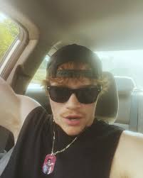 Owen Bender (@ovifoe) • Instagram photos and videos