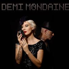 Sublime duel entre b.demi mondaine et luna gritt.reprise de la chanson d'eurytmics lors de l'émission du samedi 07 avril 2018. Tourdaten Konzertkarten Live Ubertragungen Von Demi Mondaine