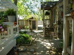 Secret Garden Cottages In Sulphur Is Located Just Steps Away From The Chickasaw National Recreation Area Of Cottage Garden Oklahoma Travel Travel And Tourism