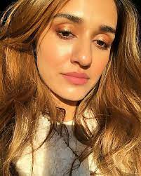 Disha S Sun Kissed Makeup
