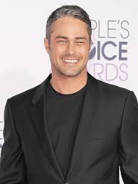 Resultado de imagen de taylor kinney