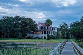 Luxury Home Magazine Chs On Instagram Welcome To Marshlands A Historic Beaufort Home Circa 1814 House And Home Magazine Beaufort National Historic Landmark
