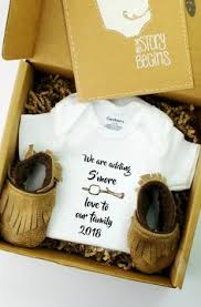 Check spelling or type a new query. Pregnancy Announcement To Parents