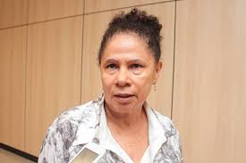 Posse de Regina Sousa é antecipada para esta quinta em Brasília