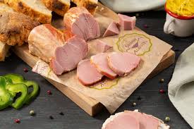 Caracteristicile pentru aceasta grupa sortimentala sunt procedeu de fabricatie. Muschiulet Afumat De Porc 250 G