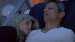 Wir sehen: Den Anfang und das Ende. #UnterUns #Beziehung #Liebe #Hass