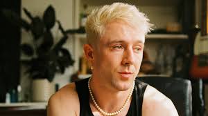 Meet Moncrieff, the platinum artist