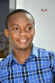 Toujou souri bay lavi nan nenpòt sitiyasyon. 😀😀 ✌Bat pouw toujou rete yon  modèl pou lòt moun kap viv bò kotew . Ou ta sezi wè kantite moun kap swiv  ou san