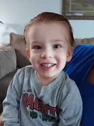 Can you edit this photo to change the background and adjust the clothing?