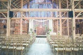 Say I Do At Cambium Farms Barn Venues In Ontario Wedding Venues Ontario Barn Venue Barn Wedding Venue