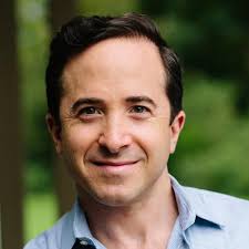 Alex Glass's Instagram, Twitter & Facebook