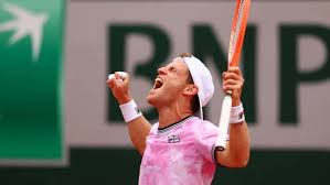 Please enjoy your betting responsibly. Schwartzman Saco Ventaja En Su Partido De Octavos De Final En Roland Garros Titulares De Rio Negro Titulares Ar