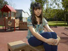 In fact, plaza played the role of april so well that it's hard to imagine any other actor playing her character. Parks And Recreation Das Grunflachenamt Parks And Recreation Das Grunflachenamt Bild Aubrey Plaza 222 Von 254 Filmstarts De