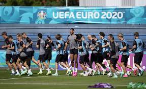 En su primera aproximación, lukaku tiró de potencia y se. Z2wdczcnx1gcym