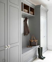 30 Awesome Mudroom Entryway Decorating Ideas Trendedecor In 2020 Ikea Garderoben Ideen Flur Speicher Garderobe Landhaus