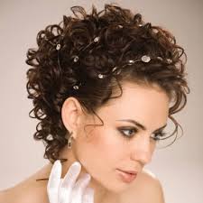 Latest short pixie haircuts cannot only emphasize the beauty of the female face, but also make the image more noticeable and charming. 50 Perfect Short Haircuts For Round Faces Hair Motive