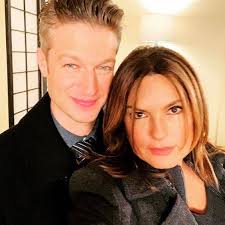 Benson and Goren might've gone undercover in prison but anyone remember the  time that both Cassidy and Stabler went undercover in prison and got too  close...?