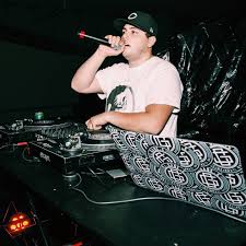 Gabe Collins (@DJGabeC)