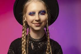 2,346 Teenage Violet Stock Photos