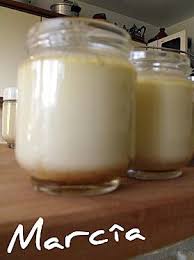 Yaourt Au Caramel De Beurre Sale Recette Recette Yaourt Recette Yaourt Maison Recette Yaourt Avec Yaourtiere
