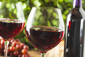 It is easy drinking and has a fruity sweetness that emanates from the preservation of fresh grape juice which does not allow fermentation. How To Choose The Best Red Wine With Video Vincarta