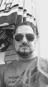 Dustan Manshack's Instagram, Twitter & Facebook