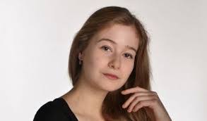 Agnes Bartos's Instagram, Twitter & Facebook