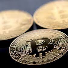 The usd price of bitcoin today (as of april 11, 2021) is $59,822.90 for one coin. Bitcoin Nears 10 000 Mark As Hedge Funds Plough In Bitcoin The Guardian