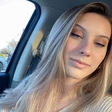 Erin Blackwell (erin_elisa16)