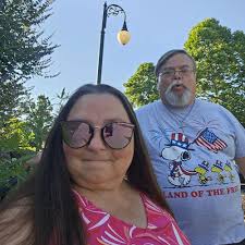 Where to find a paparazzi consultant with turquoise jewelry?