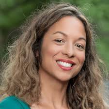 Maurice "Moe" Wince and Yashica Spears make history with Milwaukee's newest  Black-owned gem: Sherman Park Grocery Store!